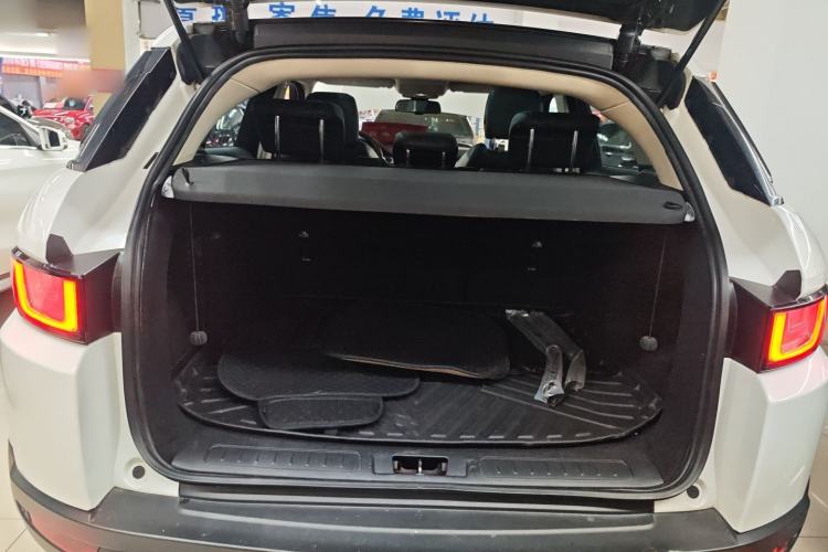 Used Land Rover Range Evoque 2016 2.0T PURE Style Edition Trunk