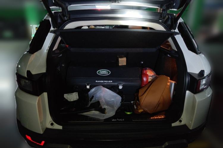 Used Land Rover Range Evoque 2016 2.0T SE Smart Glow Edition Trunk