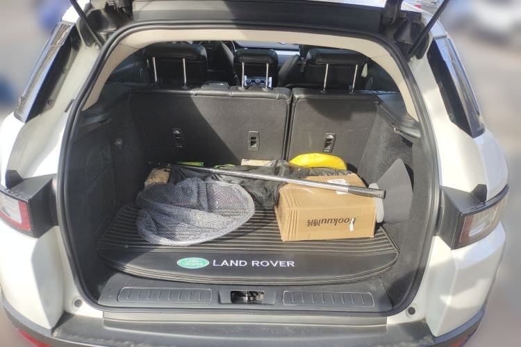 Used Land Rover Range Evoque 2016 2.0T PURE Style Edition Trunk