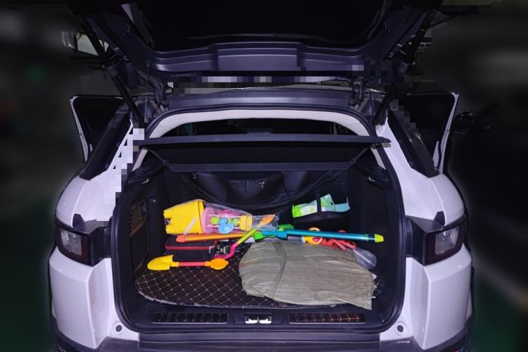Used Land Rover Range Evoque 2016 2.0T SE Smart Glow Edition Trunk