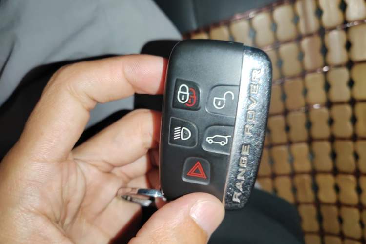 Used Land Rover Range Evoque 2016 2.0T SE PLUS Smart Enjoyment Edition Vehicle Key