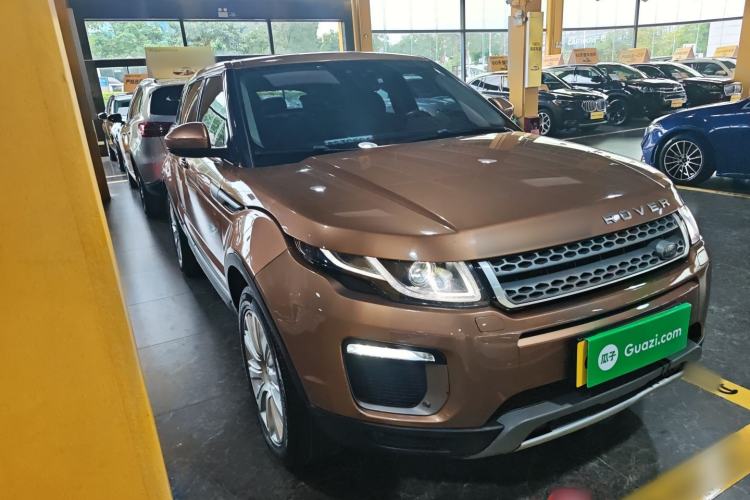Used Land Rover Range Evoque 2016 2.0T SE Smart Glow Edition Front Right 45 Deg