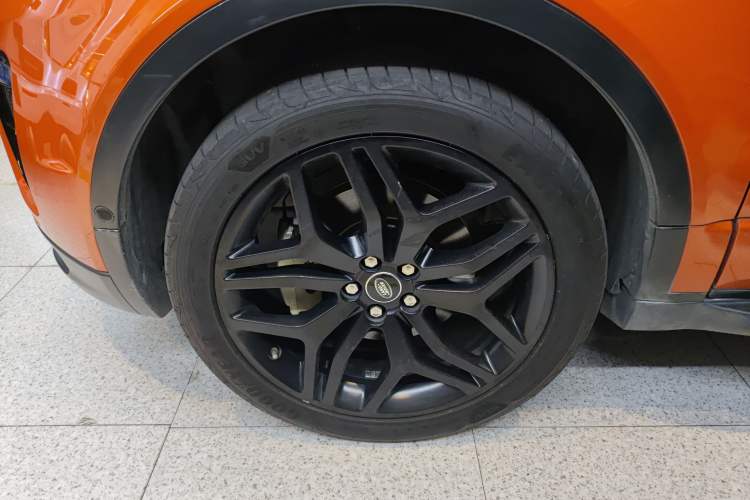 Used Land Rover Range Evoque 2016 2.0T Orange Edition Limited Model Left Front Wheel Hub