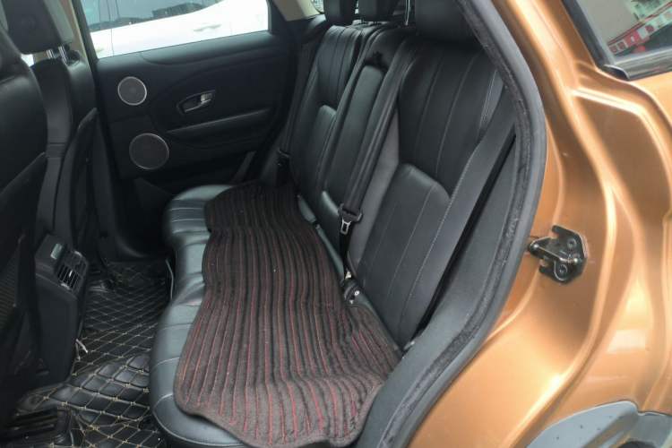 Used Land Rover Range Evoque 2016 2.0T SE Smart Glow Edition Left Rear Seat