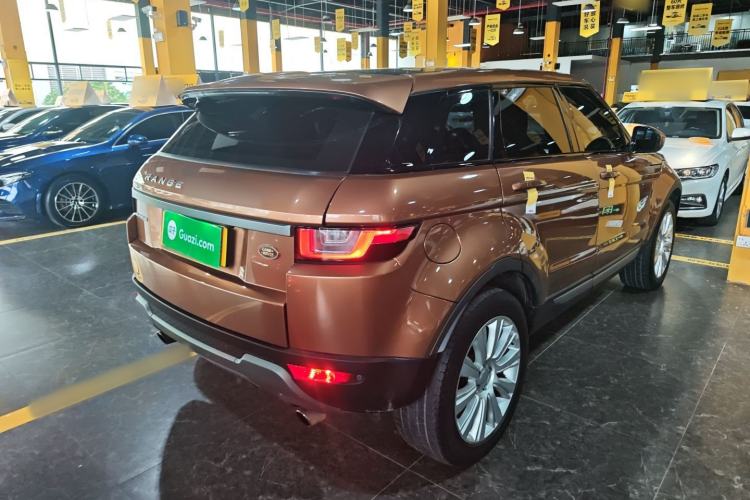 Used Land Rover Range Evoque 2016 2.0T SE Smart Glow Edition Rear Right 45 Deg