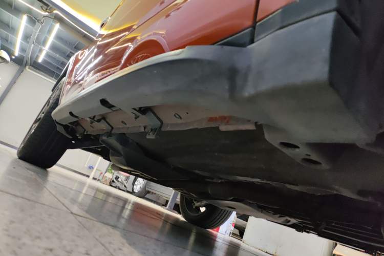 Used Land Rover Range Evoque 2016 2.0T Orange Edition Limited Model Right Side Sill