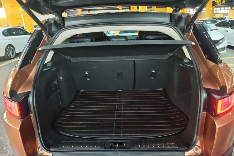 Used Land Rover Range Evoque 2016 2.0T SE Smart Glow Edition Trunk