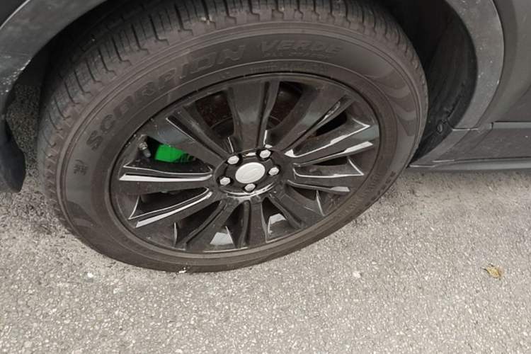 Used Land Rover Range Evoque 2017 2.0T SE Smart Glow Edition Exterior 4