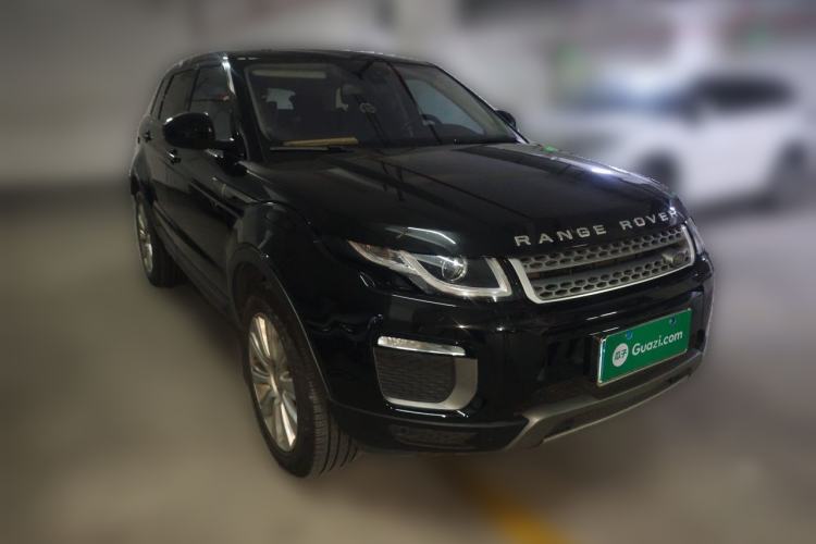 Used Land Rover Range Evoque 2017 2.0T SE Smart Glow Edition Front Right 45 Deg