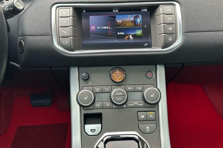 Used Land Rover Range Evoque 2017 2.0T PURE Style Edition Gear Lever