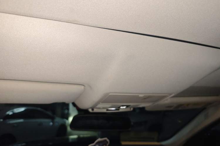 Used Land Rover Range Evoque 2017 2.0T SE Smart Glow Edition Headliner