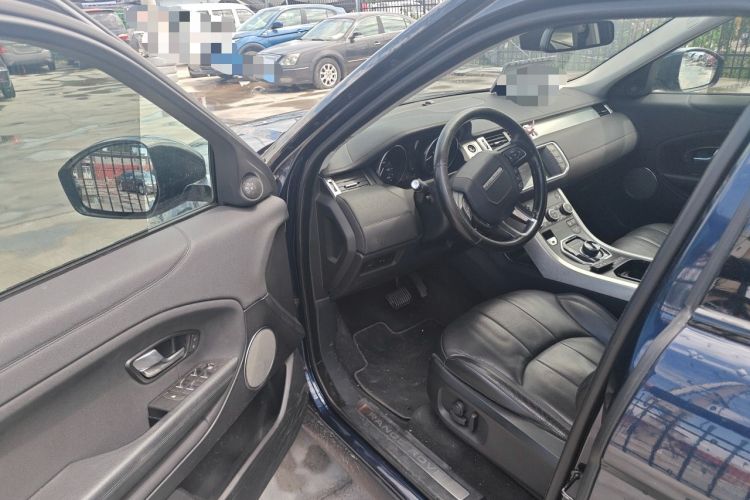 Used Land Rover Range Evoque 2017 2.0T SE Smart Glow Edition Driver Seat