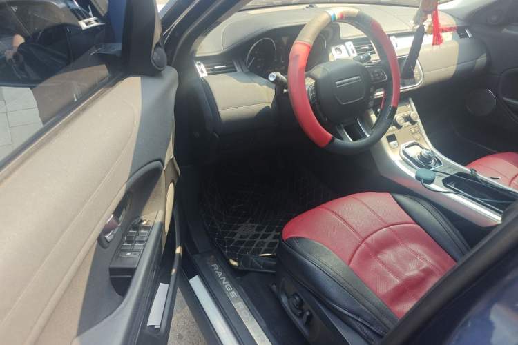 Used Land Rover Range Evoque 2017 2.0T British-Style Prestige Edition Driver Seat
