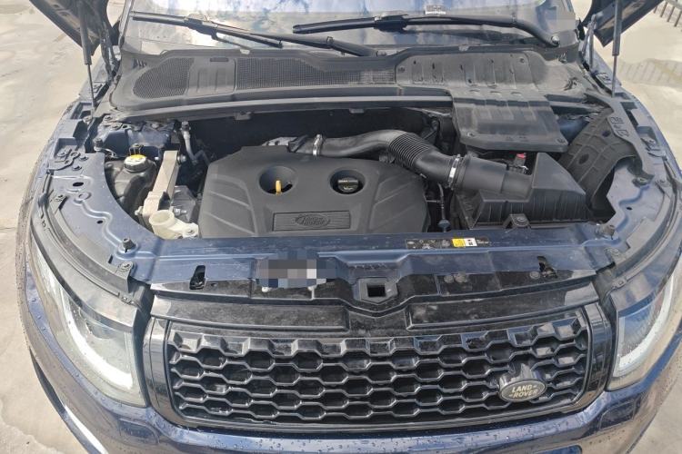 Used Land Rover Range Evoque 2017 2.0T SE Smart Glow Edition Engine Bay