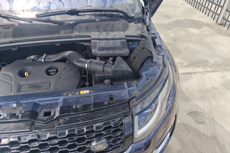 Used Land Rover Range Evoque 2017 2.0T SE Smart Glow Edition Engine Bay Left