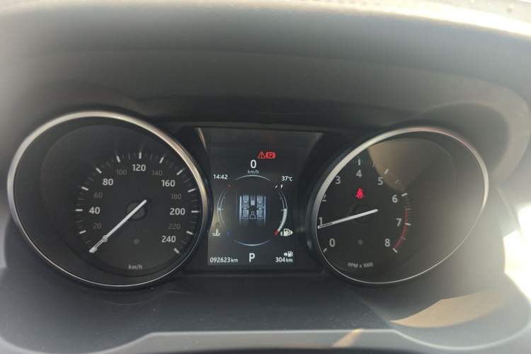 Used Land Rover Range Evoque 2017 2.0T British-Style Prestige Edition Instrument Cluster
