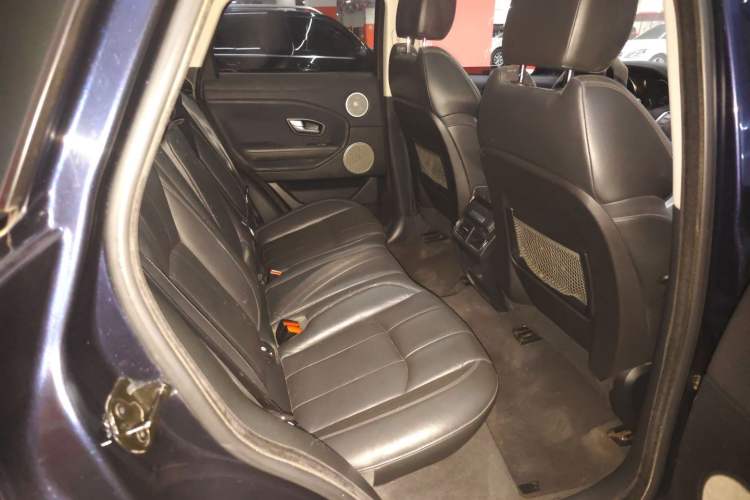 Used Land Rover Range Evoque 2017 2.0T PURE Style Edition Interior 2