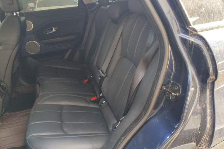 Used Land Rover Range Evoque 2017 2.0T British-Style Prestige Edition Left Rear Seat