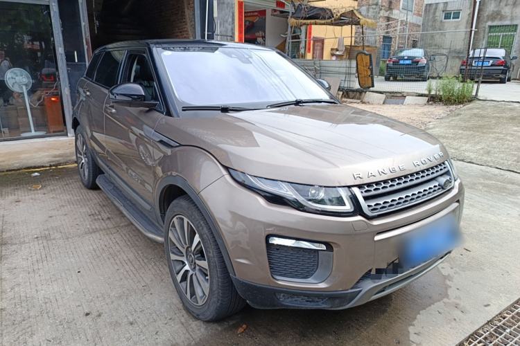 Used Land Rover Range Evoque 2017 2.0T British-Style Prestige Edition Front Right 45 Deg