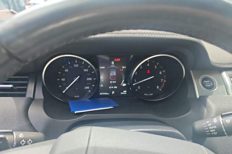 Used Land Rover Range Evoque 2017 2.0T SE Smart Glow Edition Instrument Cluster