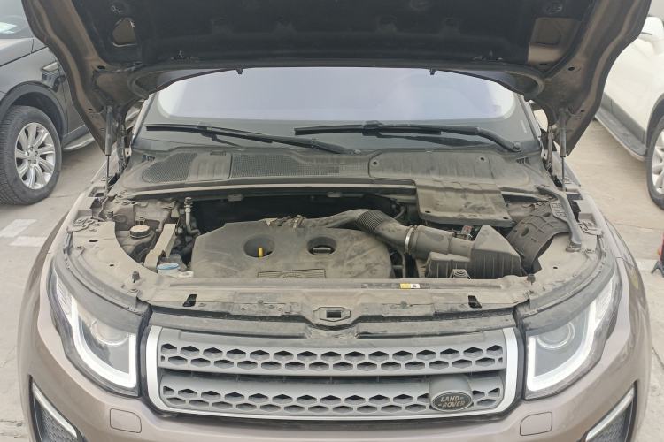 Used Land Rover Range Evoque 2017 2.0T SE Smart Glow Edition Engine Bay