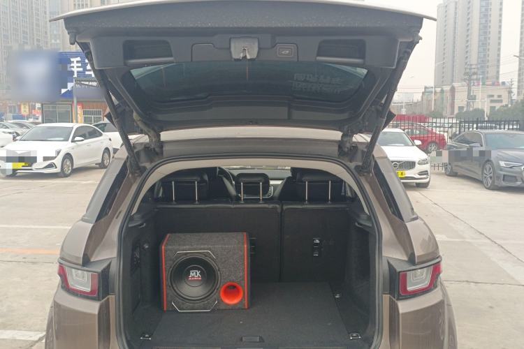 Used Land Rover Range Evoque 2017 2.0T SE Smart Glow Edition Trunk