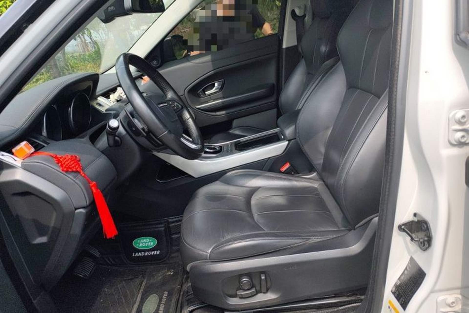 Used Land Rover Range Evoque 2017 2.0T British-Style Prestige Edition Left Front Seat