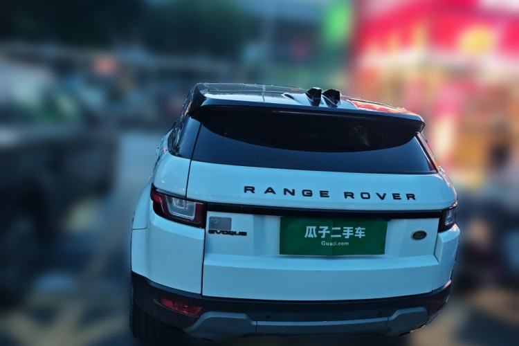 Used Land Rover Range Evoque 2017 2.0T SE Smart Glow Edition Trunk