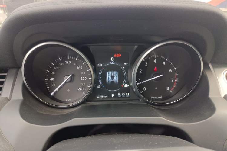 Used Land Rover Range Evoque 2017 2.0T SE Smart Glow Edition Instrument Cluster