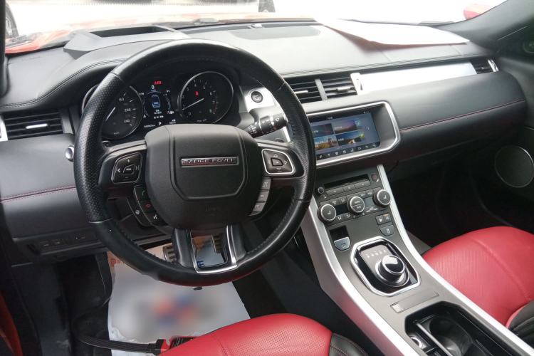 Used Land Rover Range Evoque 2017 2.0T Convertible Edition Center Console