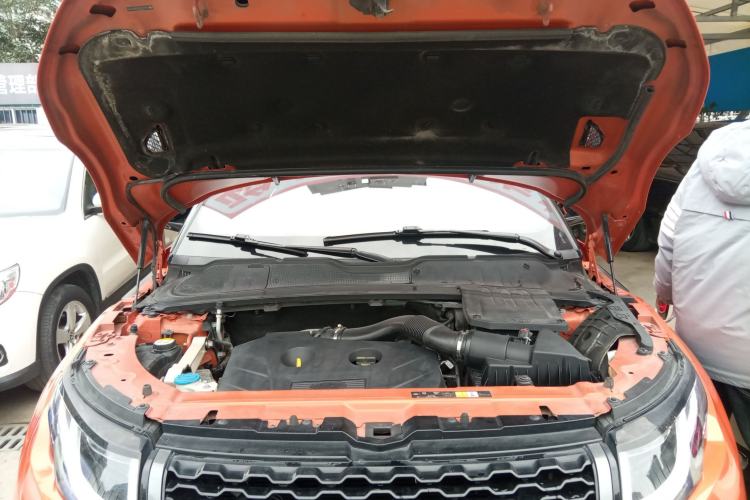 Used Land Rover Range Evoque 2017 2.0T Convertible Edition Engine Bay