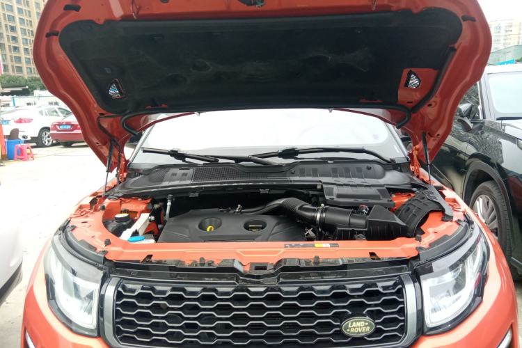 Used Land Rover Range Evoque 2017 2.0T Convertible Edition Engine Bay