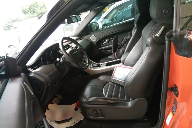 Used Land Rover Range Evoque 2017 2.0T Convertible Edition Left Front Seat