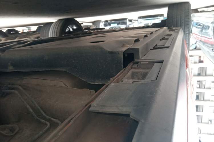 Used Land Rover Range Evoque 2017 2.0T Convertible Edition Left Side Sill