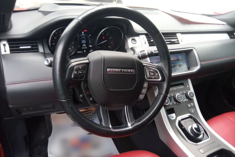 Used Land Rover Range Evoque 2017 2.0T Convertible Edition Steering Wheel