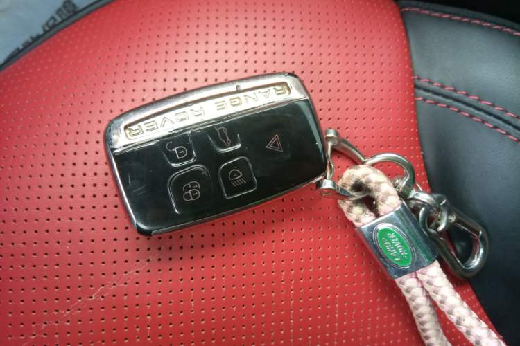 Used Land Rover Range Evoque 2017 2.0T Convertible Edition Vehicle Key