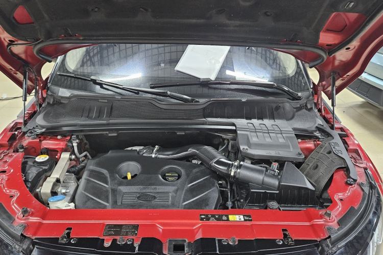 Used Land Rover Range Evoque 2017 2.0T SE Smart Glow Edition Engine Bay