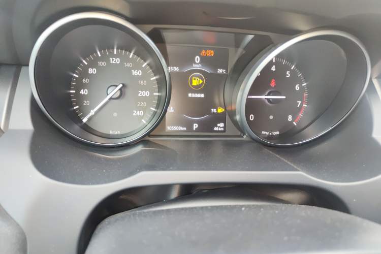 Used Land Rover Range Evoque 2017 2.0T SE Smart Glow Edition Odometer Close Up