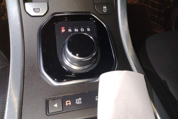 Used Land Rover Range Evoque 2017 2.0T SE Smart Glow Edition Gear Lever