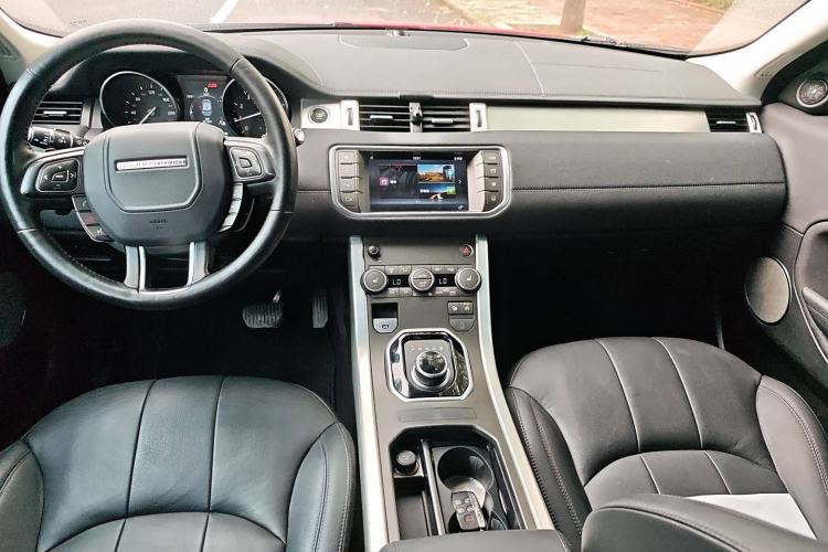 Used Land Rover Range Evoque 2017 2.0T British-Style Prestige Edition Center Console