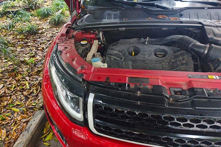 Used Land Rover Range Evoque 2017 2.0T SE PLUS Smart Enjoyment Edition Engine Bay Right
