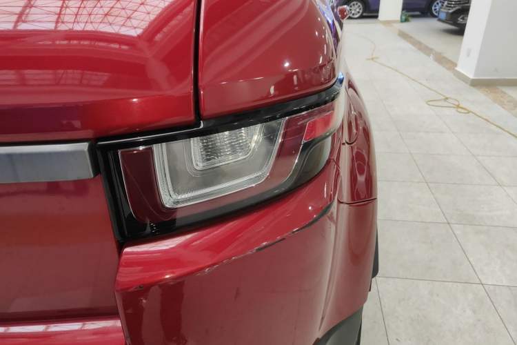 Used Land Rover Range Evoque 2017 2.0T British-Style Prestige Edition Exterior 3
