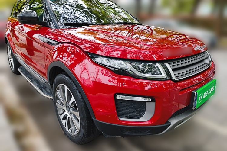 Used Land Rover Range Evoque 2017 2.0T British-Style Prestige Edition Front Right 45 Deg