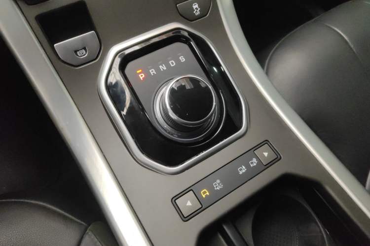 Used Land Rover Range Evoque 2017 2.0T British-Style Prestige Edition Gear Lever