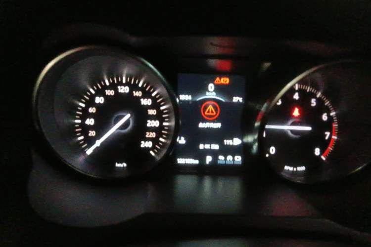 Used Land Rover Range Evoque 2017 2.0T SE Smart Glow Edition Instrument Cluster