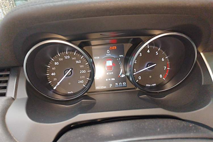 Used Land Rover Range Evoque 2017 2.0T SE PLUS Smart Enjoyment Edition Instrument Cluster