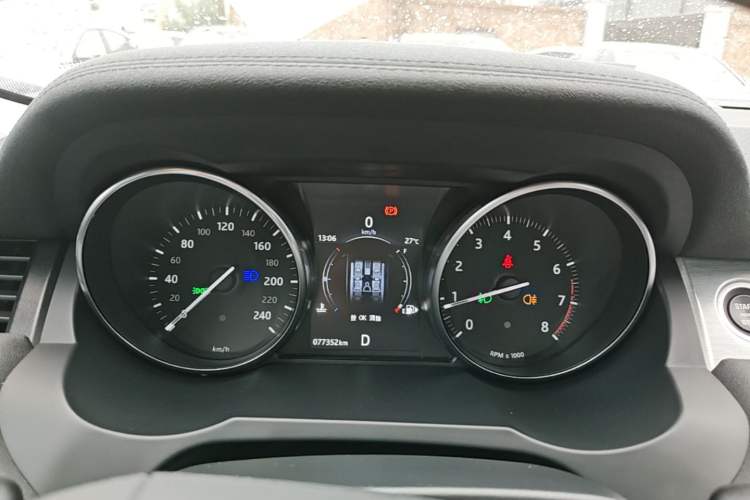 Used Land Rover Range Evoque 2017 2.0T PURE Style Edition Instrument Cluster