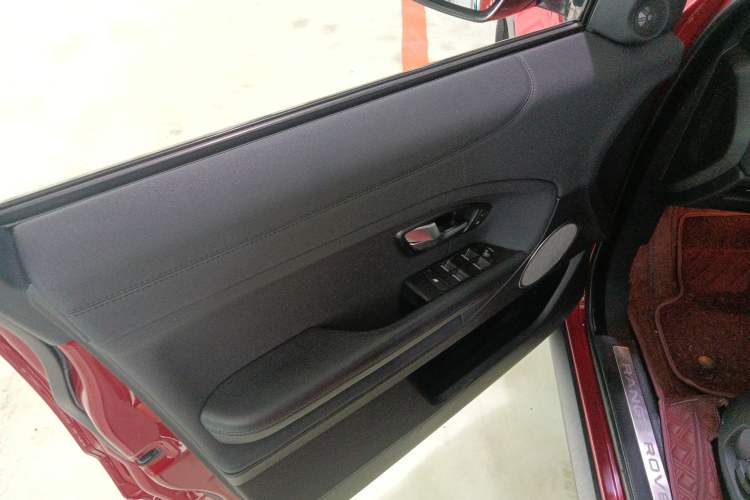 Used Land Rover Range Evoque 2017 2.0T British-Style Prestige Edition Left Front Door Interior