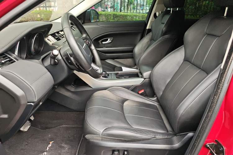 Used Land Rover Range Evoque 2017 2.0T British-Style Prestige Edition Left Front Seat