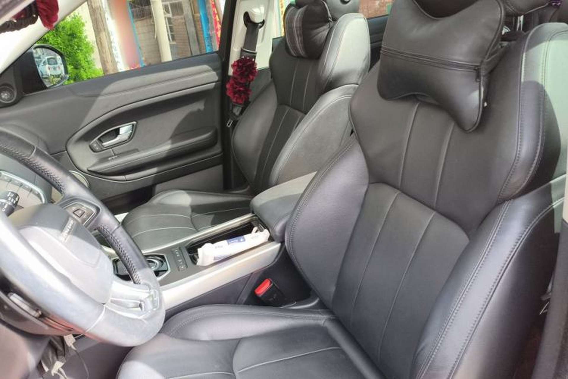 Used Land Rover Range Evoque 2017 2.0T SE Smart Glow Edition Left Front Seat